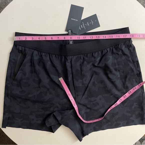 Ten Thousand Men’s 5” Interval Short Black Camo Size XXL New Unlined - Picture 3 of 9